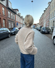 Indlæs billede til gallerivisning PetiteKnit CLOUD SWEATER