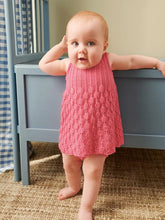 Indlæs billede til gallerivisning Sandnes 2407-05 Lilja Singlet, Linus Diaper Pants og Bonnet Baby