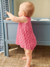 Indlæs billede til gallerivisning Sandnes 2407-05 Lilja Singlet, Linus Diaper Pants og Bonnet Baby