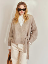 Indlæs billede til gallerivisning Sandnes 2409-04 Lumen Cardigan