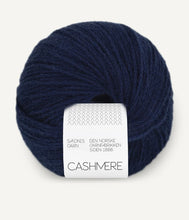 Indlæs billede til gallerivisning Sandnes CASHMERE
