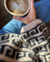 Indlæs billede til gallerivisning PetiteKnit ATHENE SWEATER
