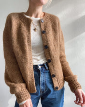 Indlæs billede til gallerivisning PetiteKnit NOVICE CARDIGAN - CHUNKY EDITION
