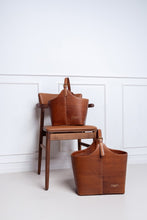 Indlæs billede til gallerivisning RE:DESIGNED Project 71, Walnut
